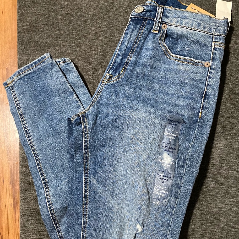 Women’s jeans